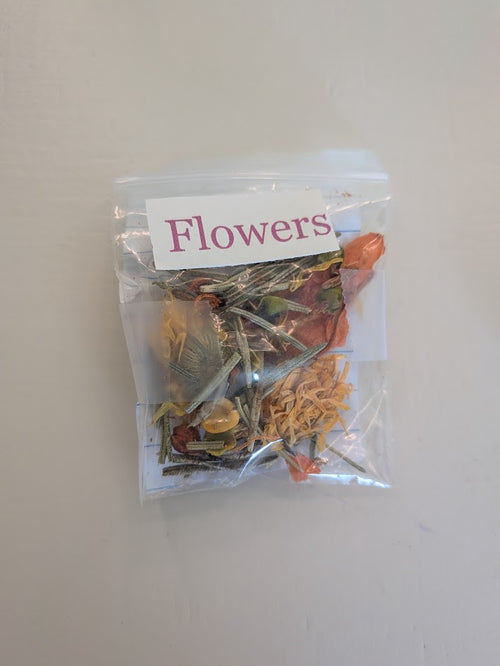 DIY Candle Making Kit with Colored Flowers