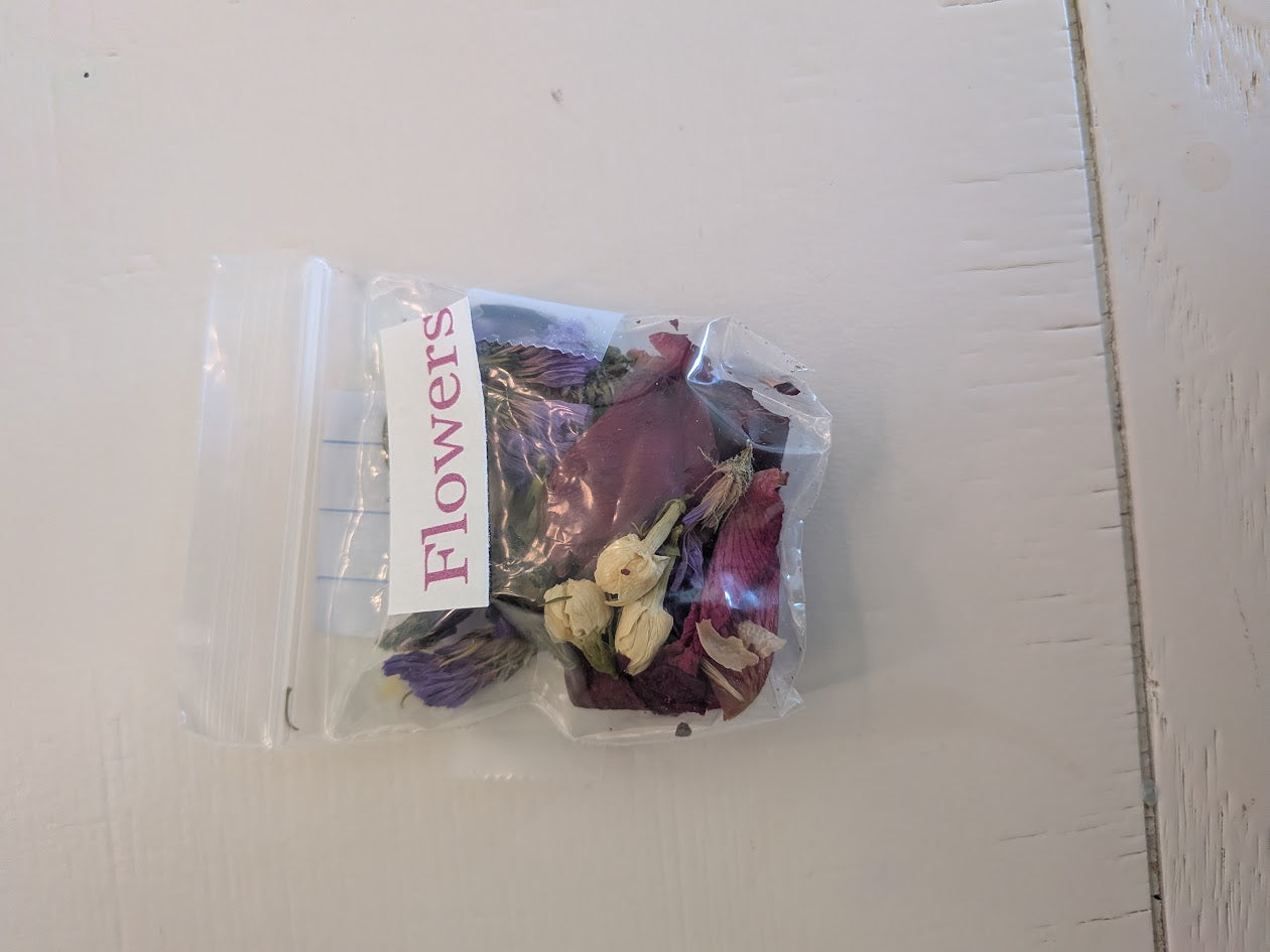 DIY Candle Making Kit with Colored Flowers